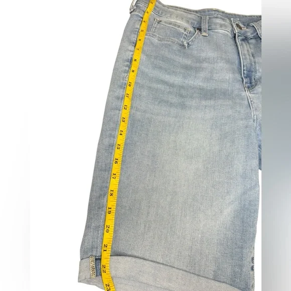 St. John’s Bay Light Blue Denim Bermuda Shorts - Picture 7 of 8